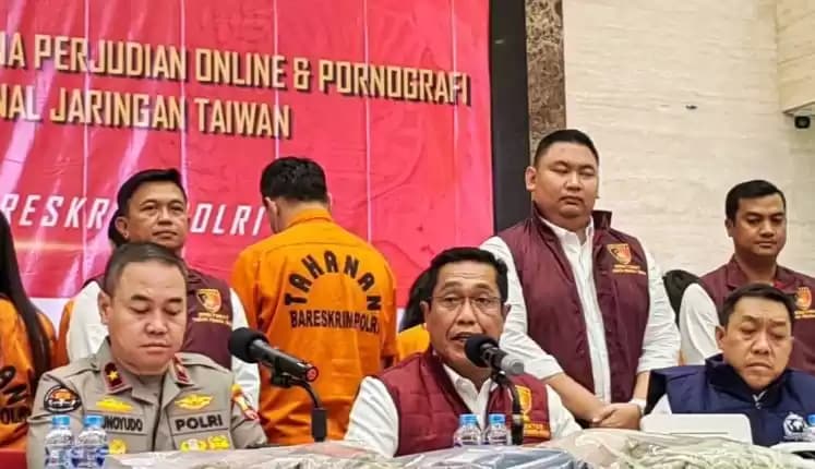 Foto Direktur Tindak Pidana Umum Bareskrim Polri Brigjen Pol. Djuhandhani Rahardjo Puro