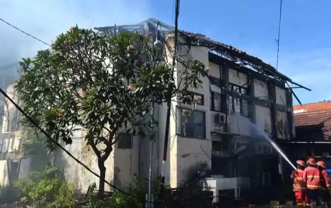 Foto Gedung Kebakaran