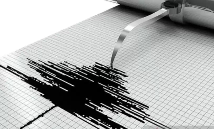 Foto Gempa Bumi Tercatat Seismometer