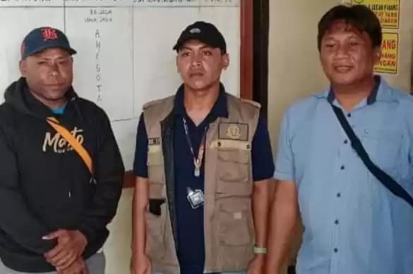 Foto im Polres Teluk Wondama menangkap Barnabas Sayori DPO