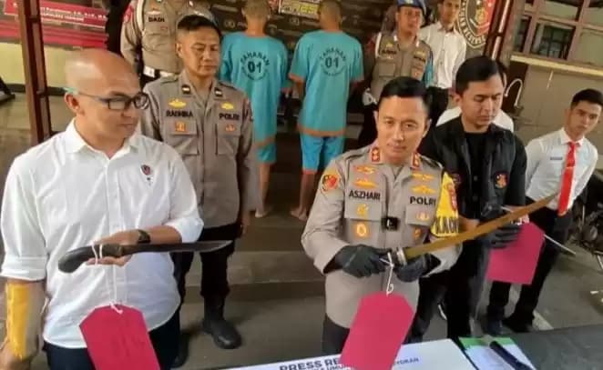 Foto Kapolres Cianjur AKBP Aszhari Kurniawan