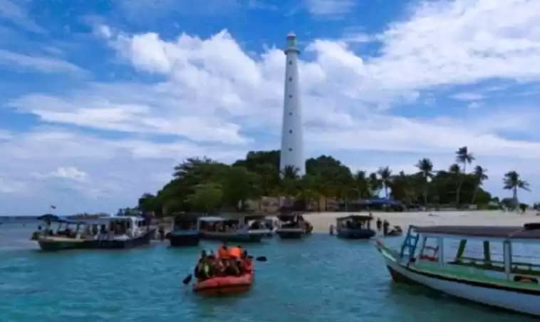 Foto Keindahan dan keasrian lingkungan perairan Pulau Belitung