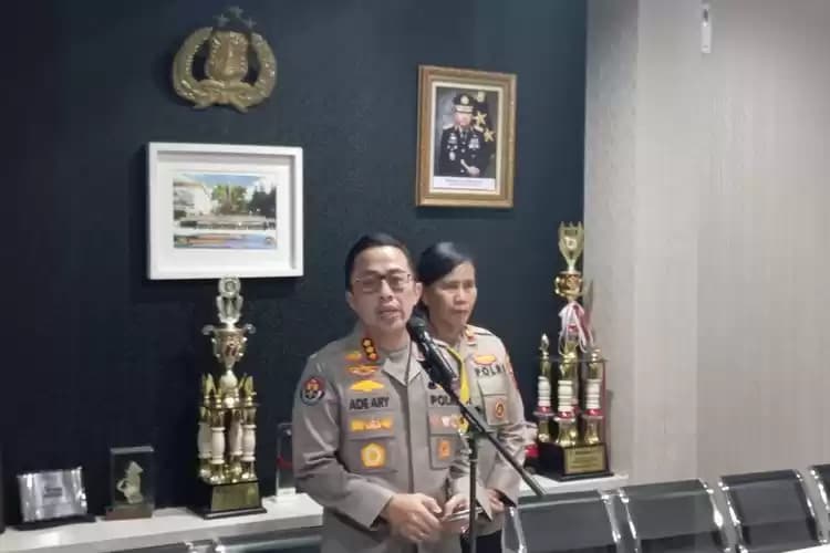 Foto Kombes Ade Ary Syam Indradi