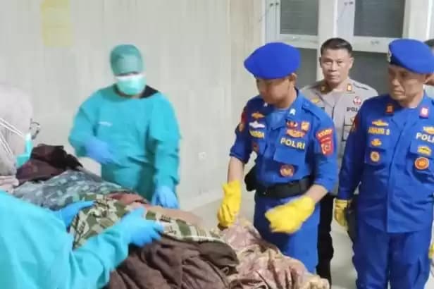 Foto Nelayan Korban Kecelakaan Kapal Laut