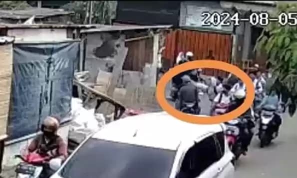 Foto Pelajar Bentrok di Kalideres