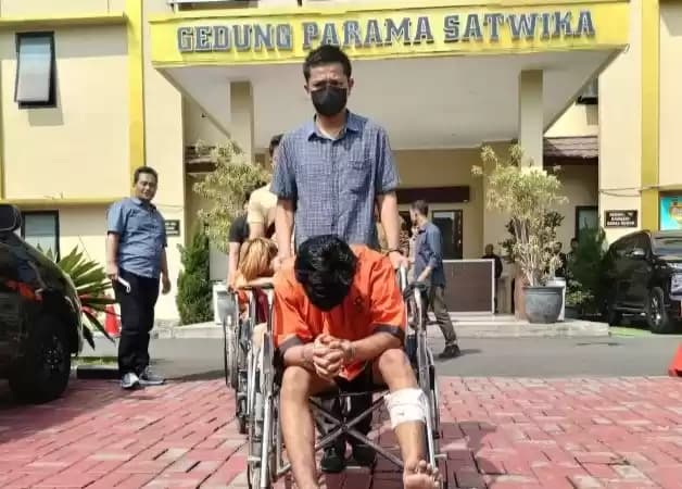 Foto Pelaku Curanmor ditembak Polisi dibagian Kaki