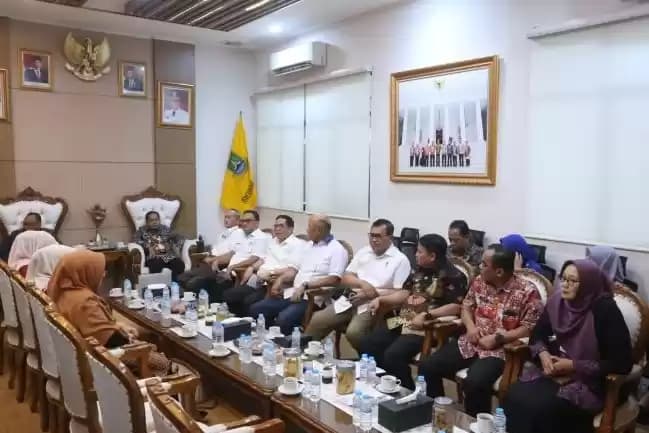 Foto Pemkot Tangerang melakukan kunjungan kerja ke Kota Cilegon