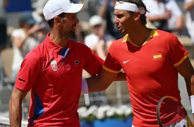 Foto Petenis Serbia Novak Djokovic bersama petenis Spanyol Rafael Nada