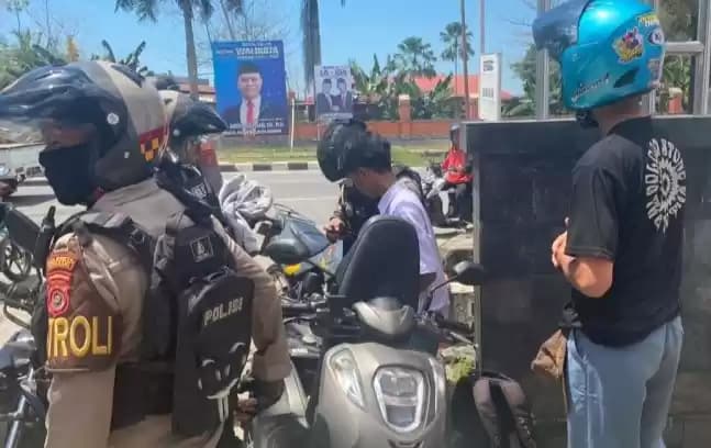 Foto Polisi Amankan Pelajar Tawuran di Kendari