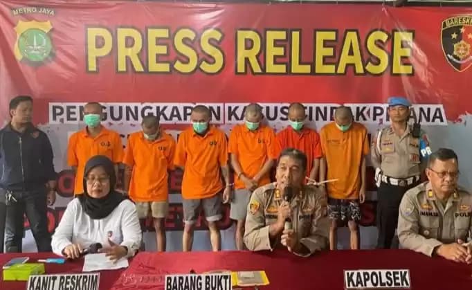 Foto Polsek Metro Kebayoran dan Pelaku Curanmor