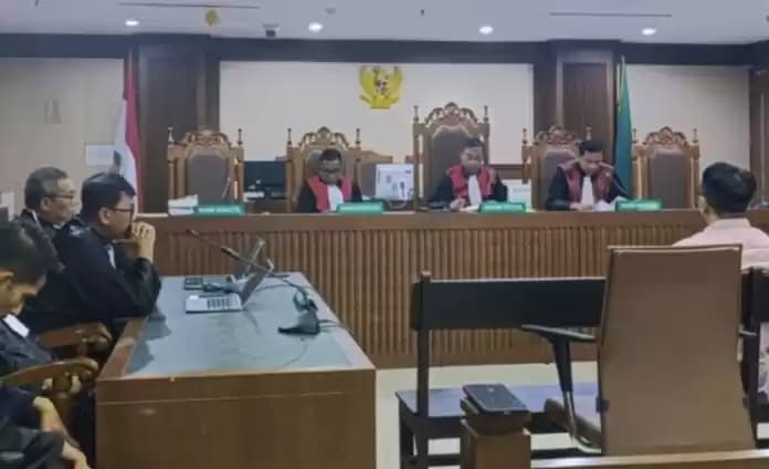 Foto Suasana Sidang kasus Suap