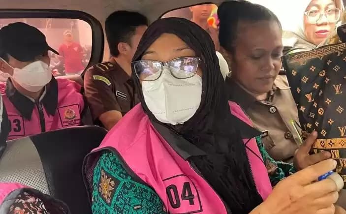 Foto Tersangka Korupsi Dana Covid-19