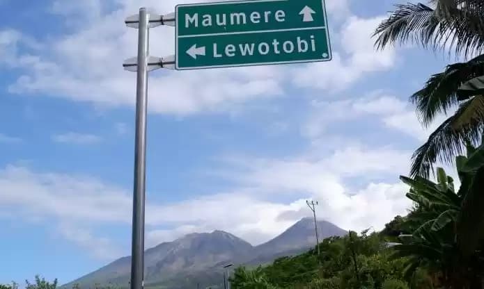 Foto Visual Gunung Api Lewotobi Laki-laki