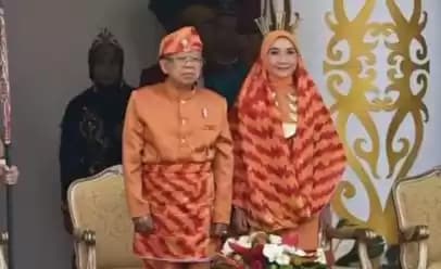 Foto Wapres Ma'ruf Amin didampingi istri Wury Estu Handayani saat hadiri Hut Ri Ke-79 di Istana Merdeka Jakarta