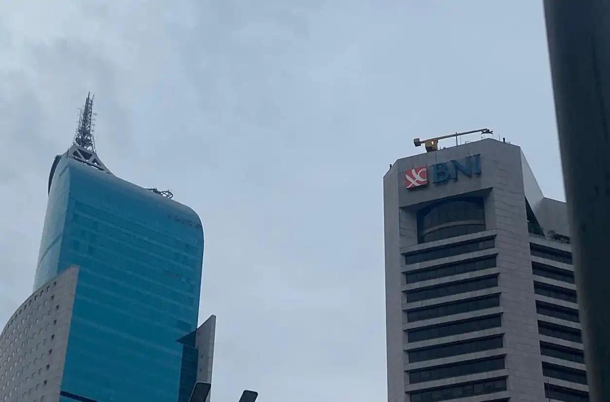 Gedung Graha BNI (kanan) dan Wisma 46 (kiri)
