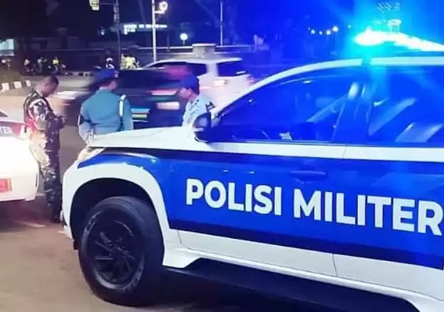 Gedung Korps Adhyaksa itu dijaga oleh anggota Pusat Polisi Militer (Puspom) TNI