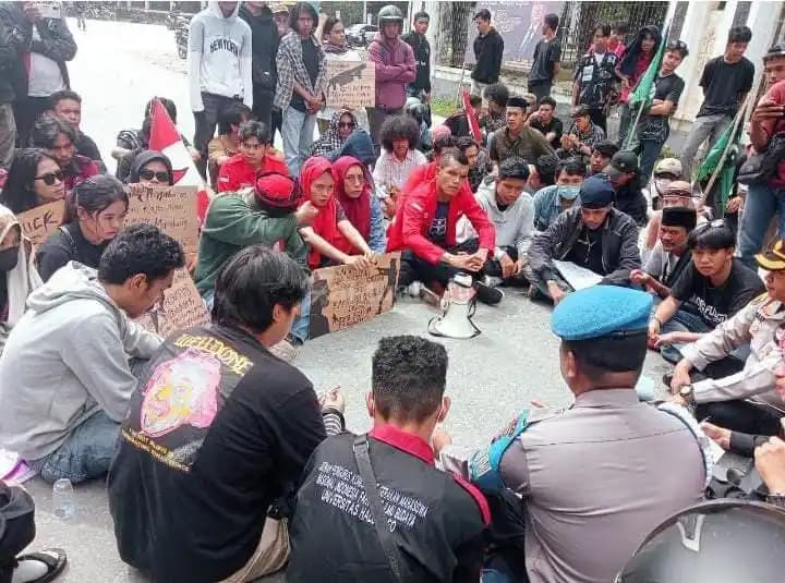 GMNI Kendari Kecam Tindakan Satpol PP Keroyok Pedagang Kerupuk