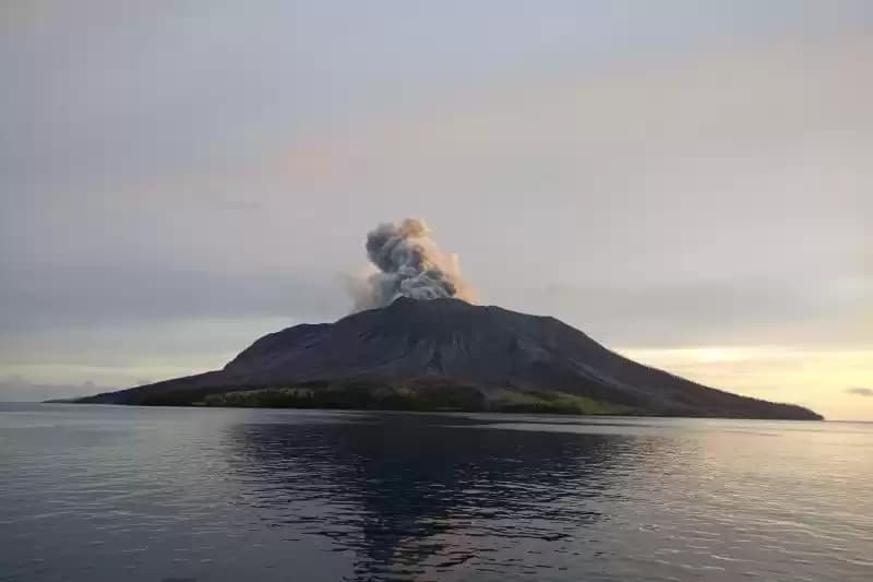 gunung ruang