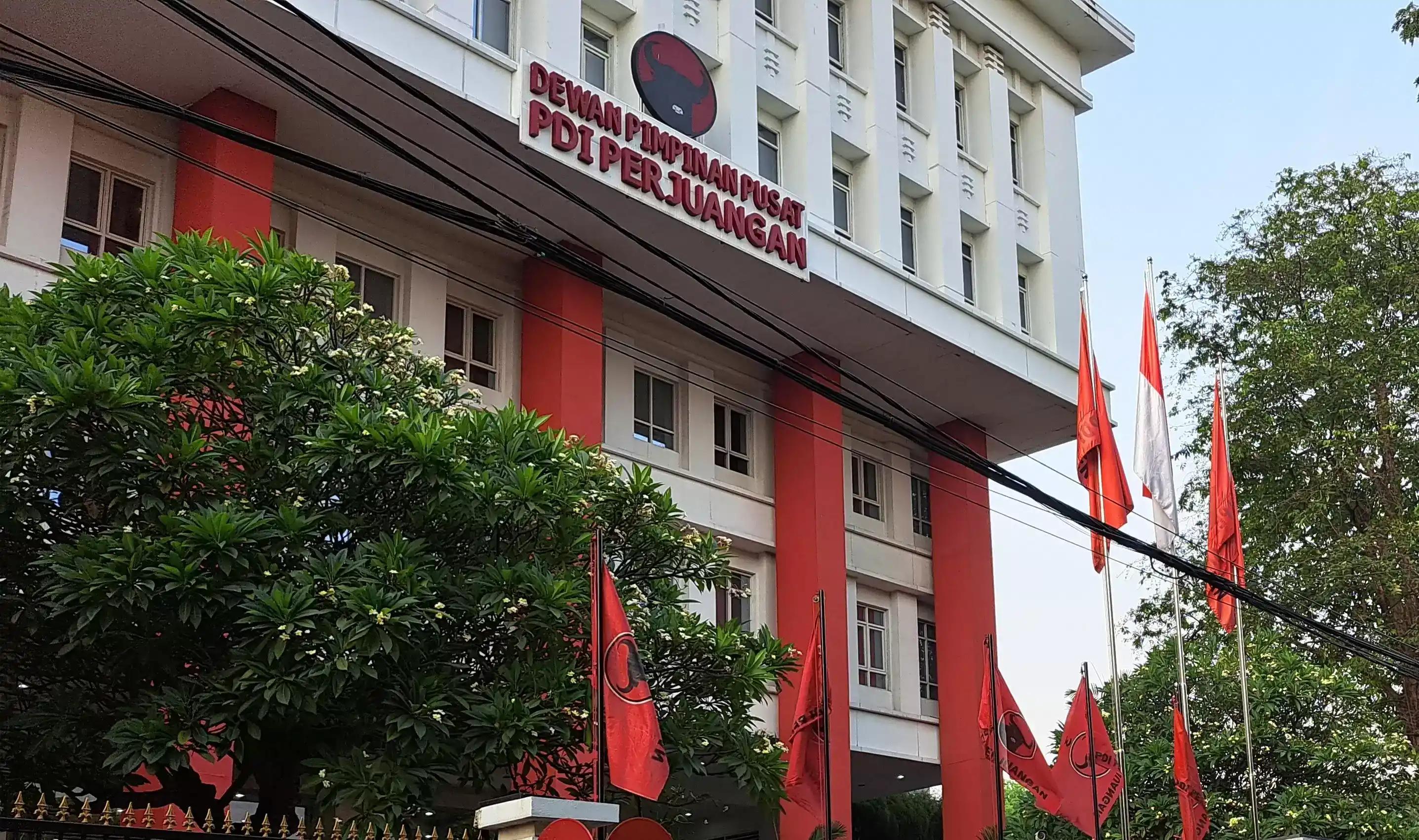 Hasto Tersangka, Keberadaan Harun Masiku Masih Misterius, KPK Didesak Geledah Kantor DPP PDIP