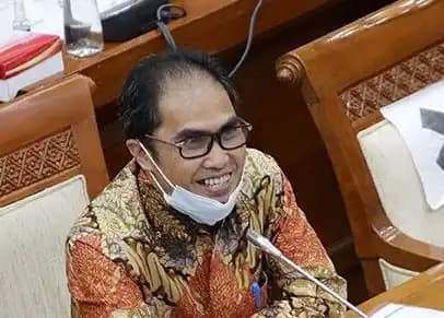 Honesti Basyir