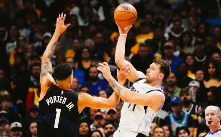 Luka Doncic Cetak 41 Poin, Bawa Mavericks Salip Suns