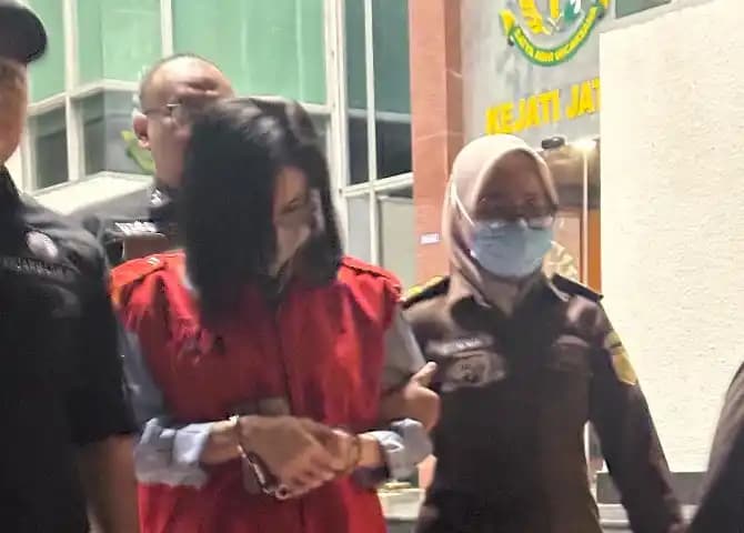 Ibu Ronald Tannur, Meirizka Widjaja