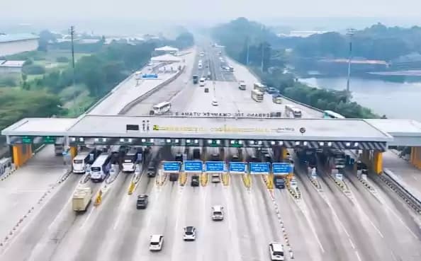Ilustrasi - Gerbang Tol Cikampek Utama