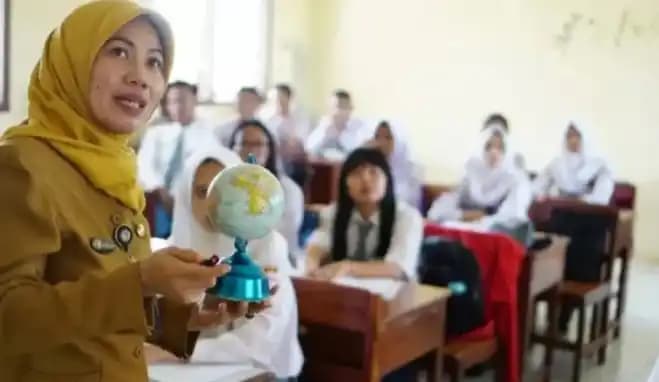 Ilustrasi guru honorer (foto: Antaranews)