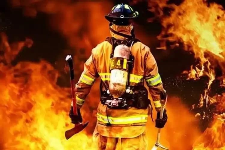 Ilustrasi Kebakaran Motor