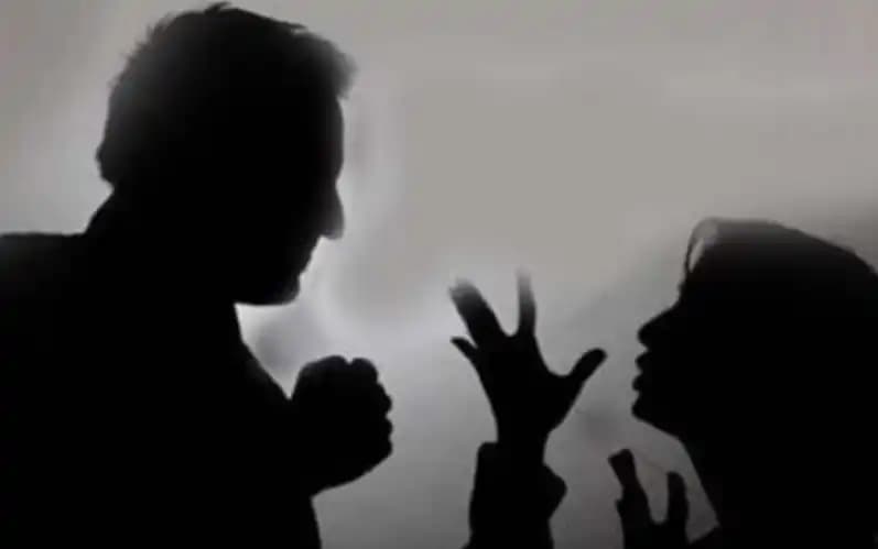 Ilustrasi Penganiayaan wanita oleh Ketum Parpol