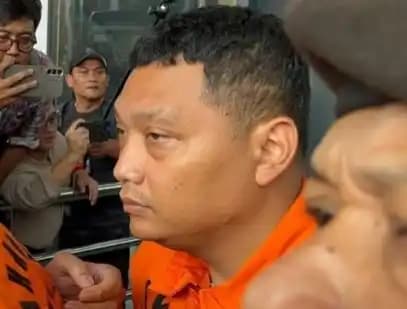 Irvian Bobby