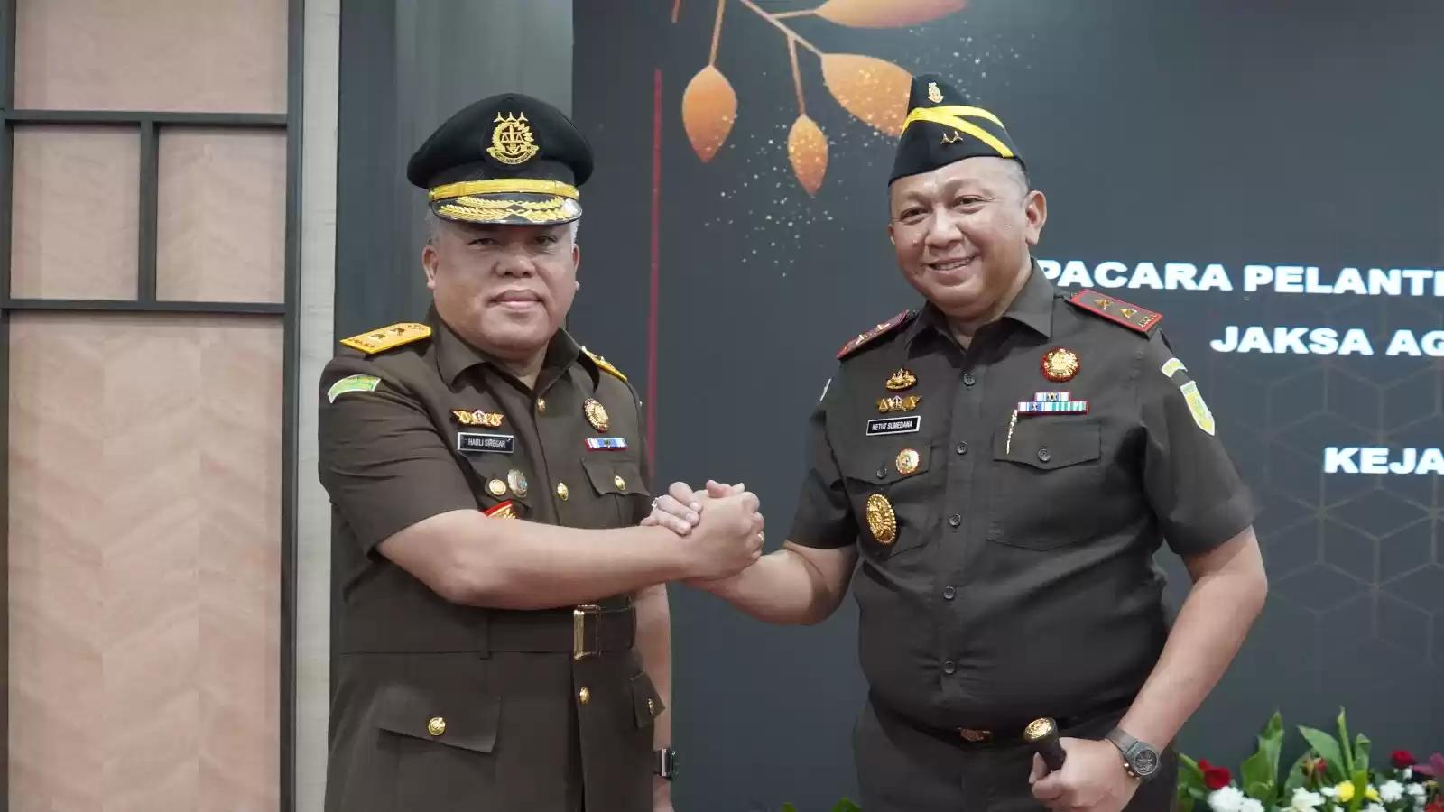 Jaksa Agung Lantik Jampidum, Kajati dan Pejabat Eselon II