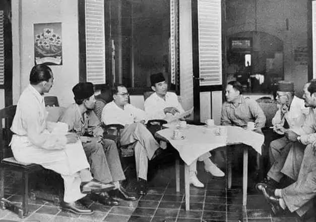 Jelang Proklamasi Kemerdekaan RI, Soekarno dan Bung Hatta Diculik ke Rengasdengklok