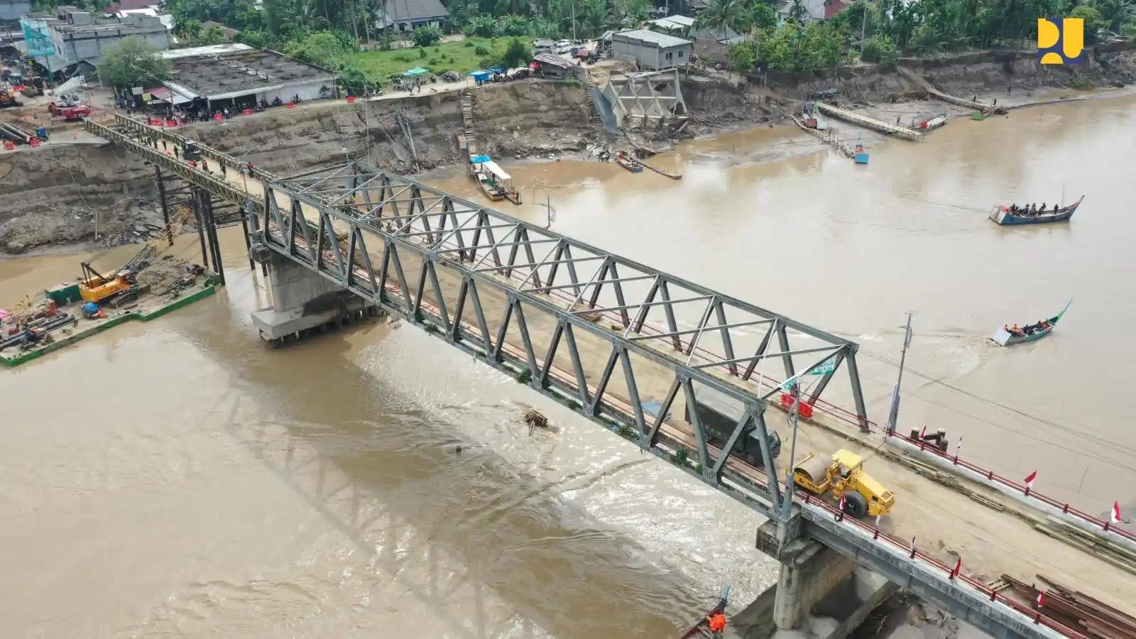 Jembatan di Aceh