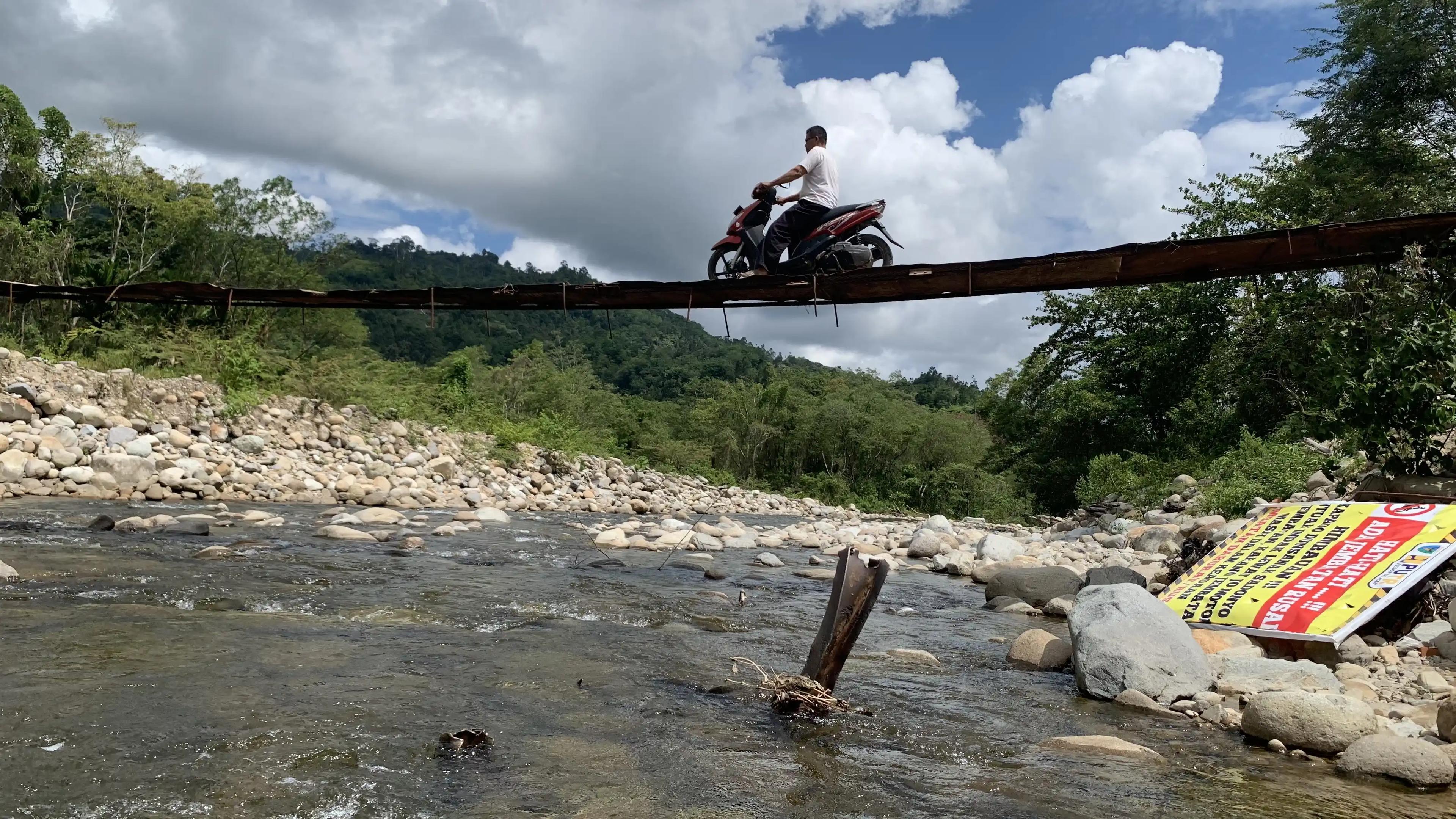 Jembatan Gantung
