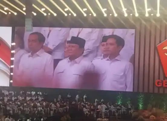 Joko Widodo (Jokowi) dan Gibran Rakabuming Raka Hadir di Perayaan puncak HUT ke-17 Partai Gerindra