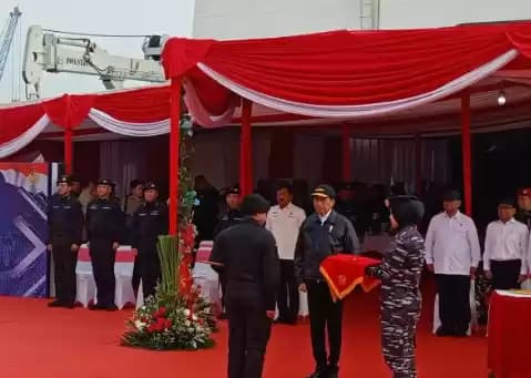 jokowi-brevet hiu kencana