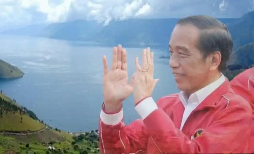 Jokowi Danau Toba