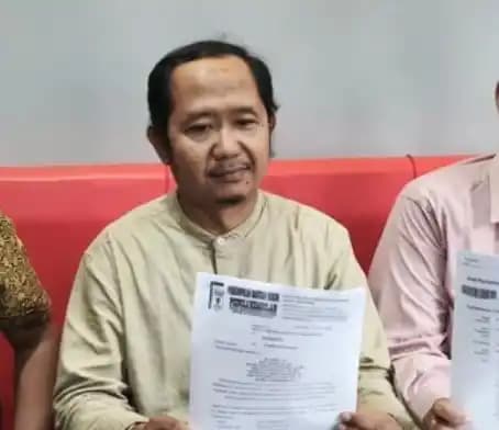 Jokowi digugat soal mobil esemka