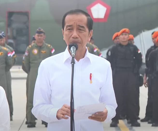 Presiden Joko Widodo dan Megawati Beda Kepentingan
