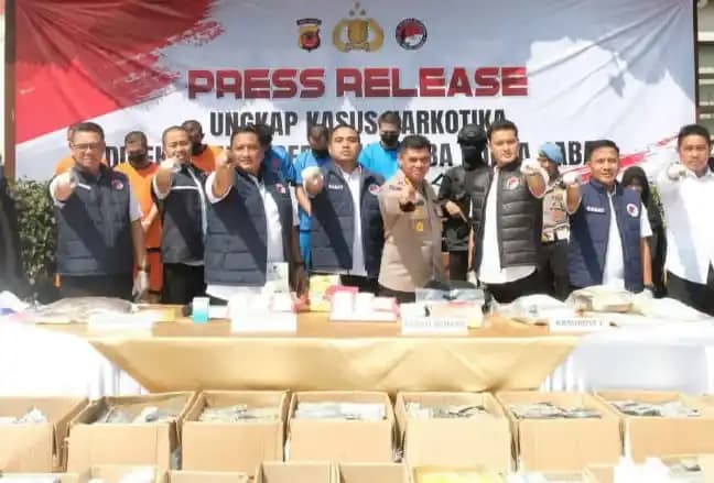 Kabid Humas Polda Jabar, Kombes Pol Hendra Rochmawan