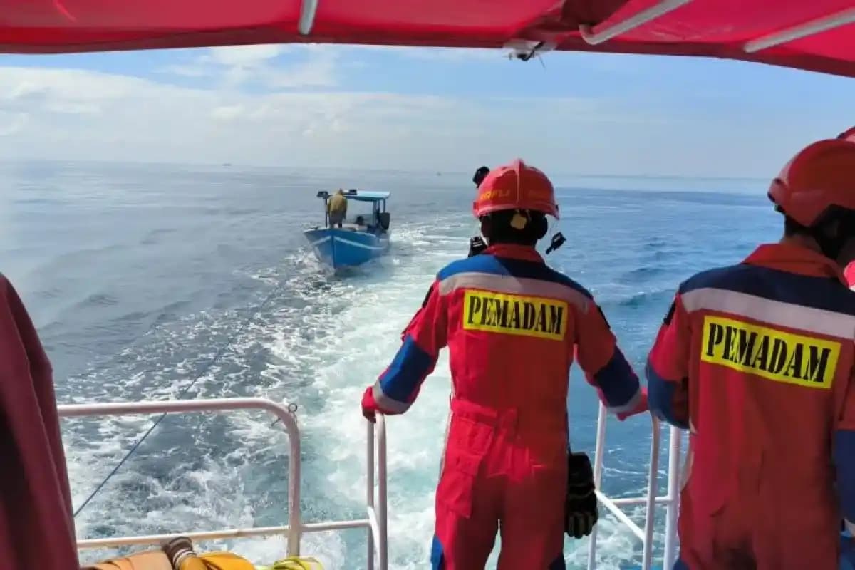 Kapal Aqila Tenggelam