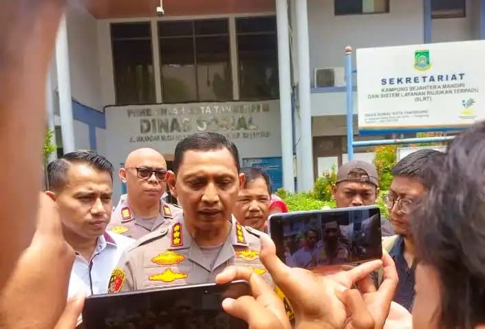 Kapolres Metro Tangerang Kota Kombes Zain Dwi Nugroho saat memberikan keterangan