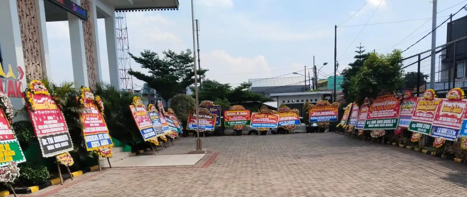 Karangan Bunga Ucapan Selamat Kajari Baru Kota Bekasi, Sulvia Triana Hapsari