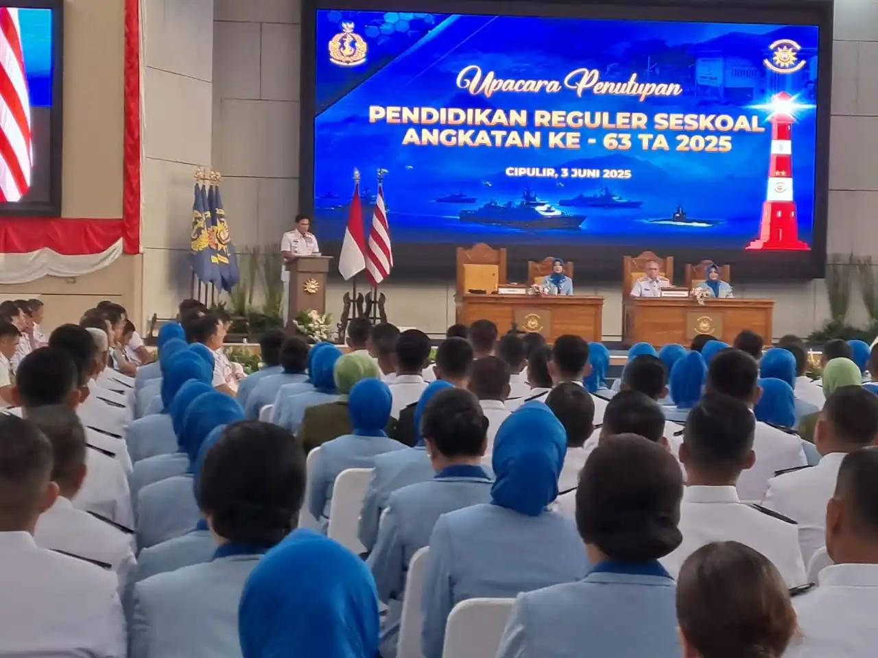 Kasal  saat penutupan pendidikan Seskoal Angkatan ke-63 di Gedung Yos Sudarso, Markas Komando Seskoal, Jakarta. (Foto. Rizal)