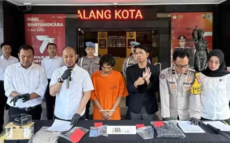 Kasat Reskrim Polresta Malang Kota Kompol Danang Yudanto berikan keterangan di Mapolresta Malang Kota