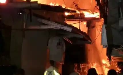 Kebakaran di kemayoran