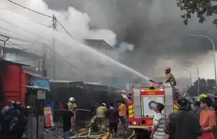 kebakaran kemayoran