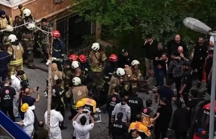 kebakaran klub malam istambul