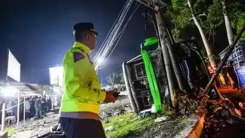 Kecelakaan Bus di Ciater